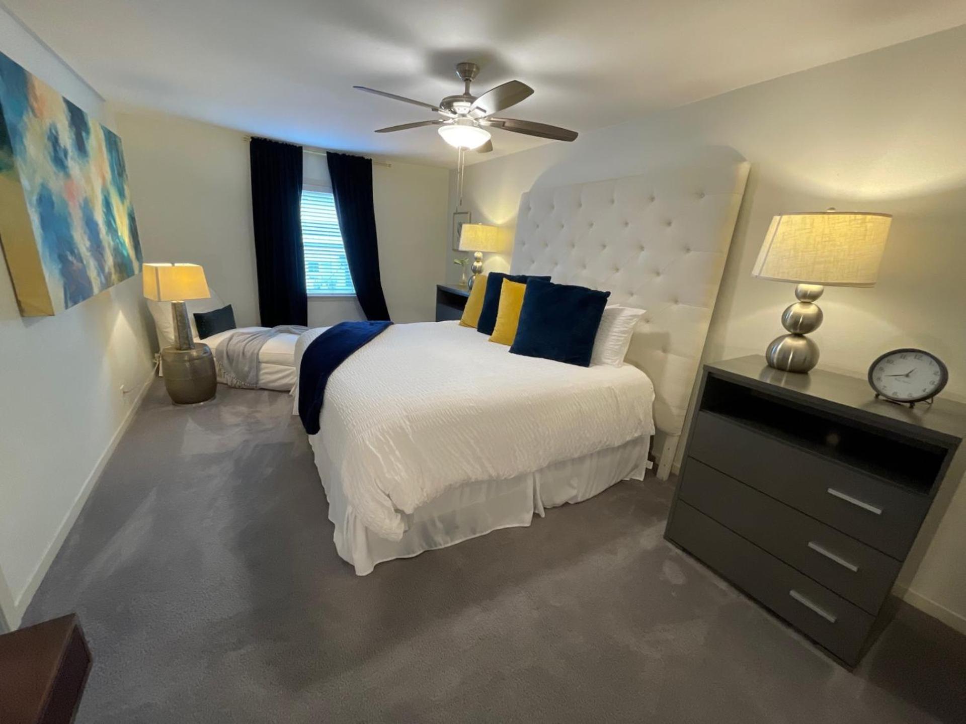 The Royal At Galleria Apartamento